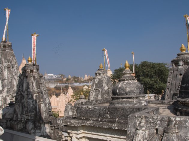 900 tempels