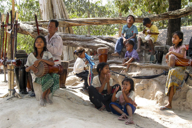 Kinder orkestje-Angkor