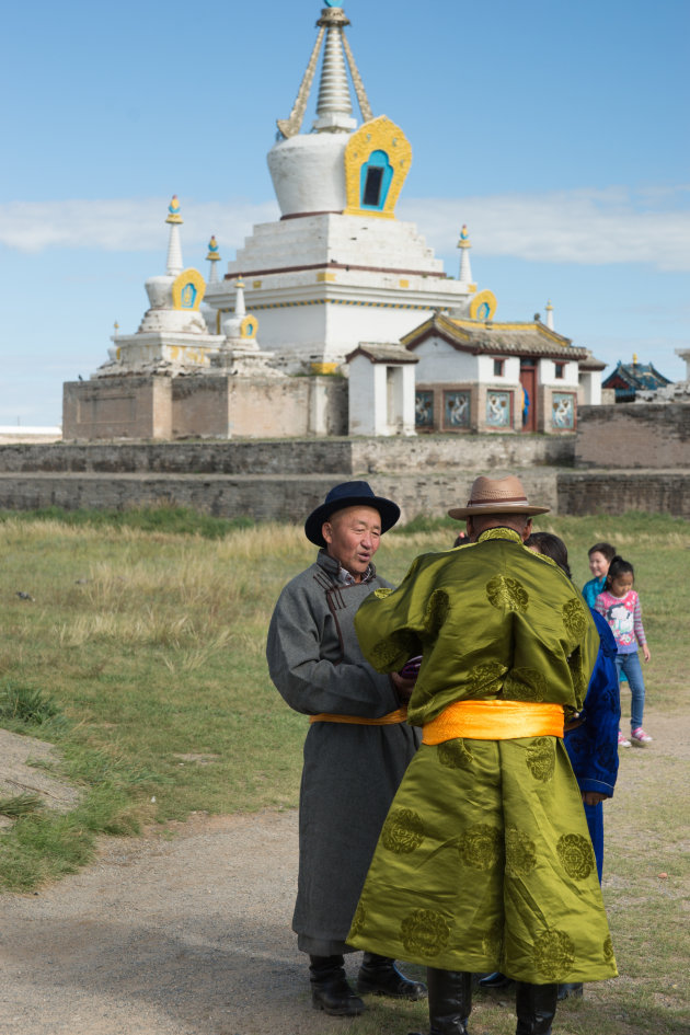 Bijkletsen bij Erdene Zuu Monastery