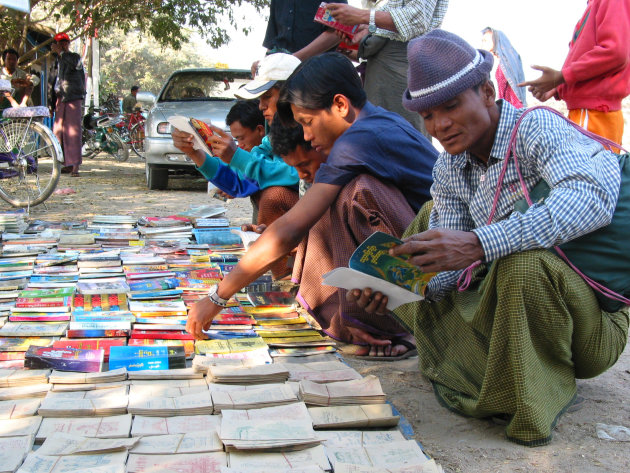 Stripboeken te koop in Mandalay