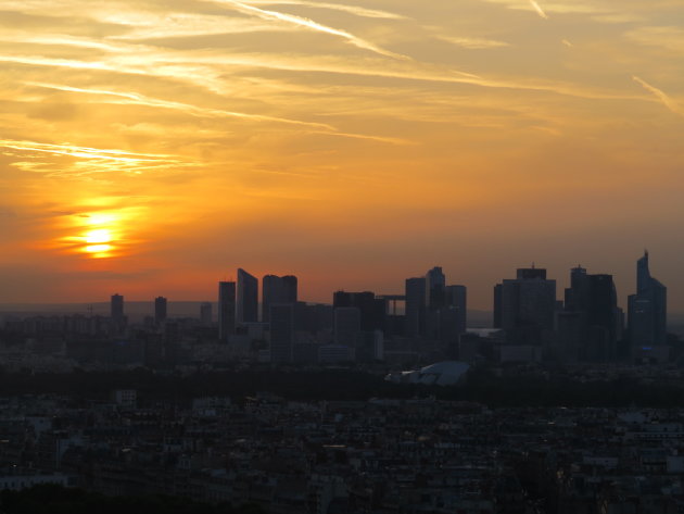 Zonsondergang vanaf de Eiffel Toren
