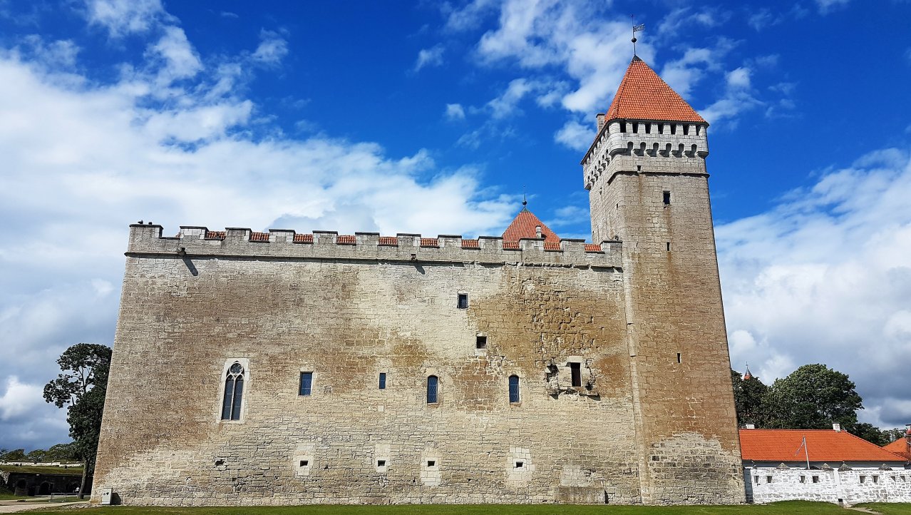 De historie van Saarema in één kasteel