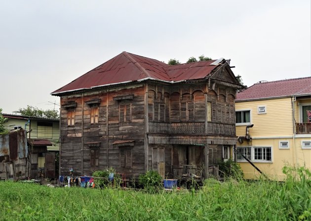 Oude houten villa.