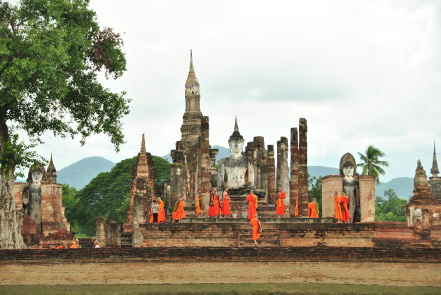 Historical park in de oude koningsstad Sukhothai