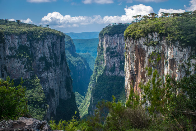 Spectaculaire canyons in Zuid-Oost Brazilië
