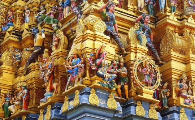 Detail van de Sri Muthumariammam Kovil tempel