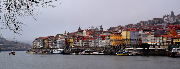 Kleurrijk Porto aan de Douro