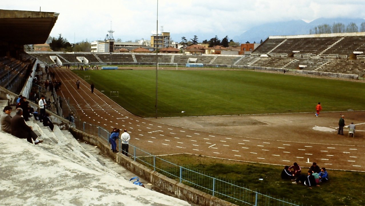 Qemal Stafa stadion