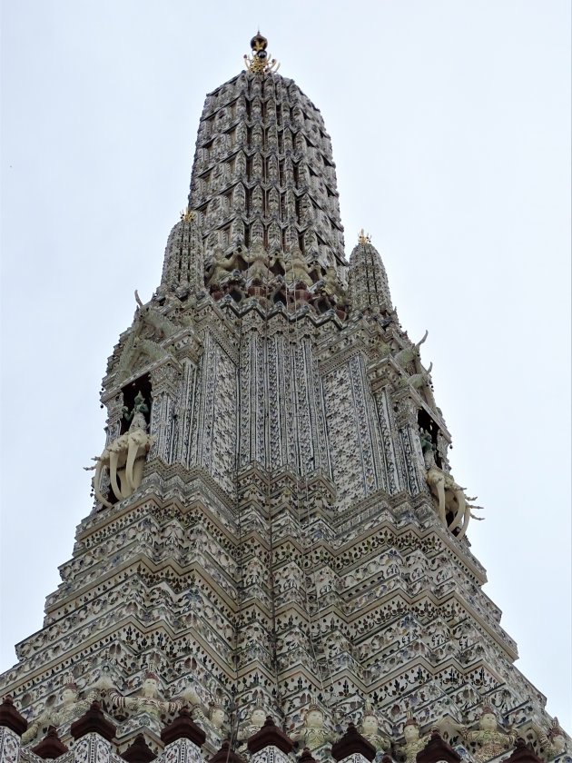 Top van Wat Arun