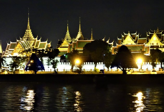 Koningklijk paleis en Wat Phra Kaeo.