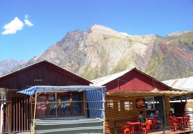 Restaurantjes onder de bergtoppen