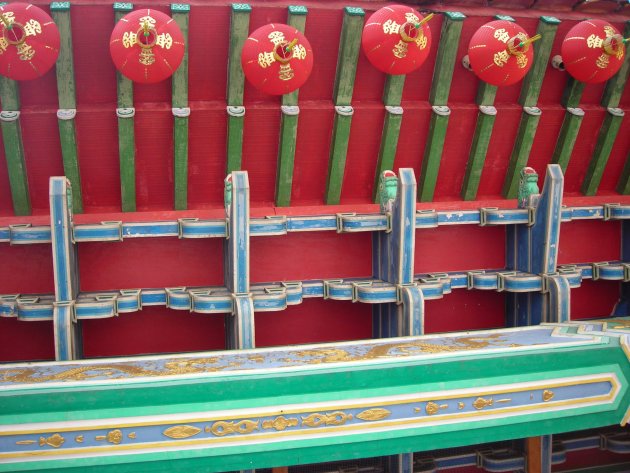 Colors of a Chinese Temple