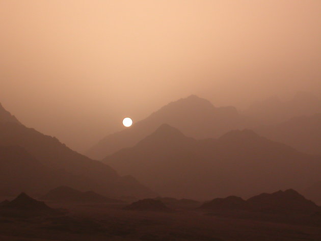 Zonsondergang woestijn