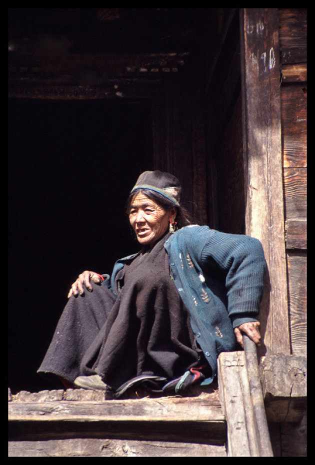 vrouw in nepal