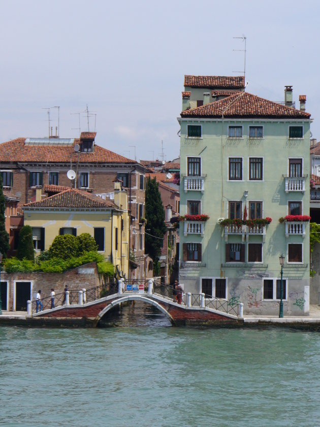 Ook op de kanalen van Venetie bestaat éénrichting verkeer