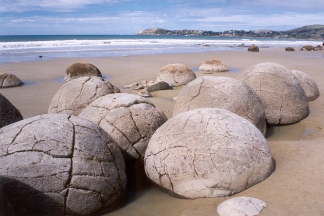 mouraki boulders