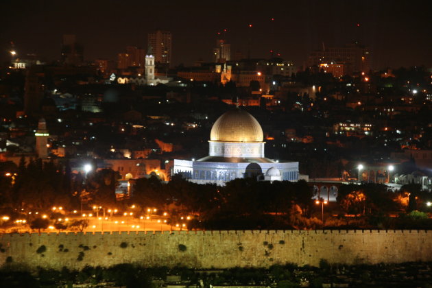 Jeruzalem by night
