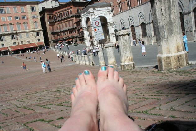 Mijn tenen in Sienna