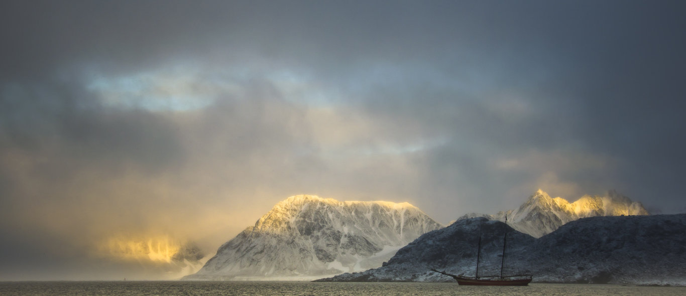 Spitsbergen image
