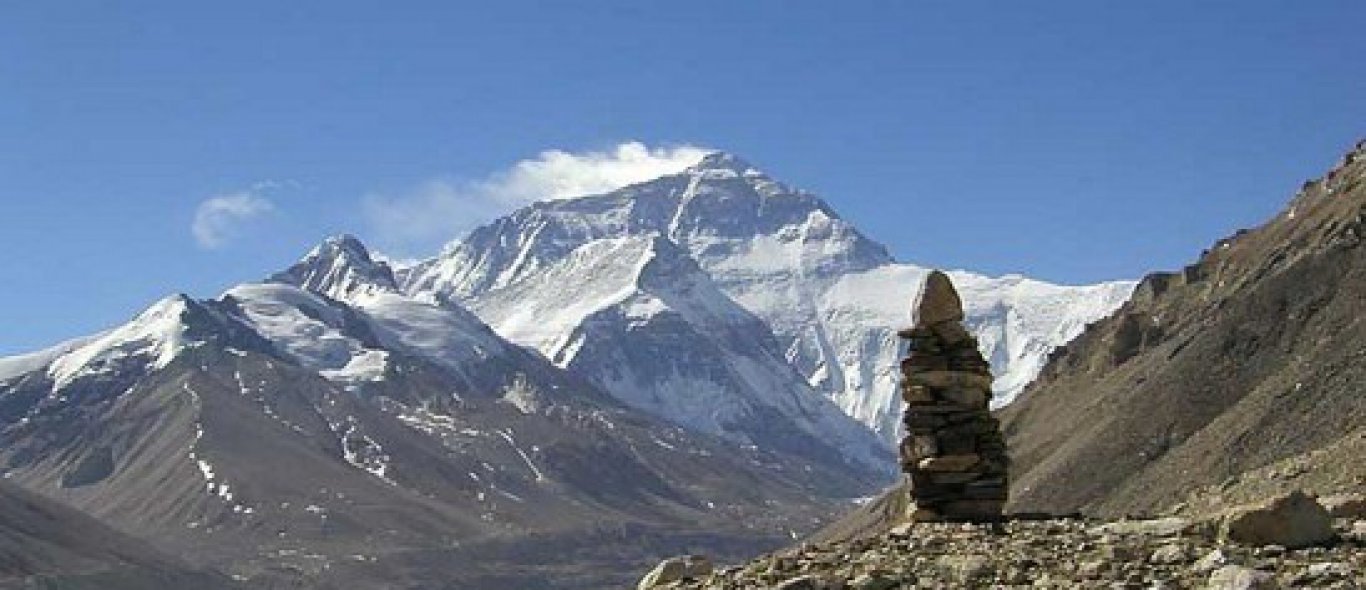 Iceman halfnaakt op de Everest image