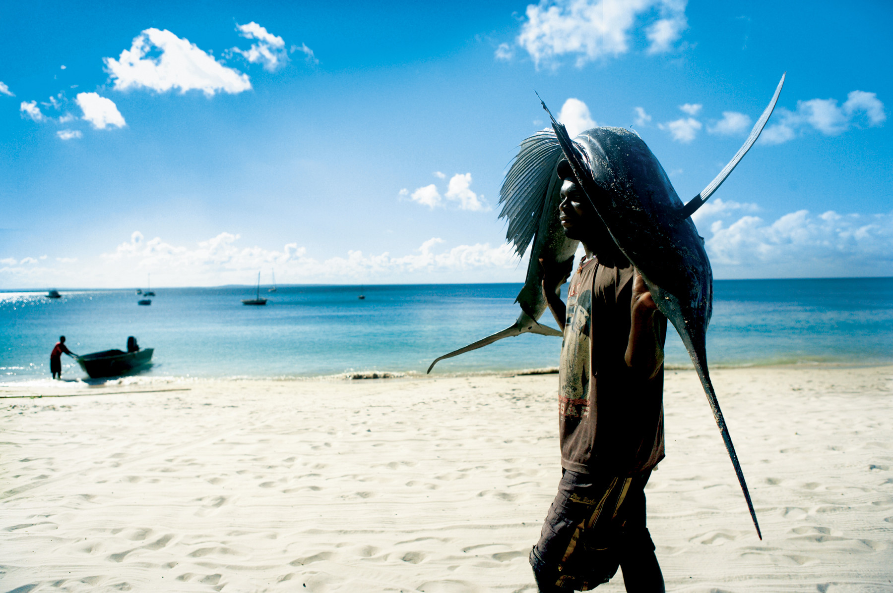 Een strandwandeling op de eilanden voor de kust van Mozambique. Foto: Louise ten Have