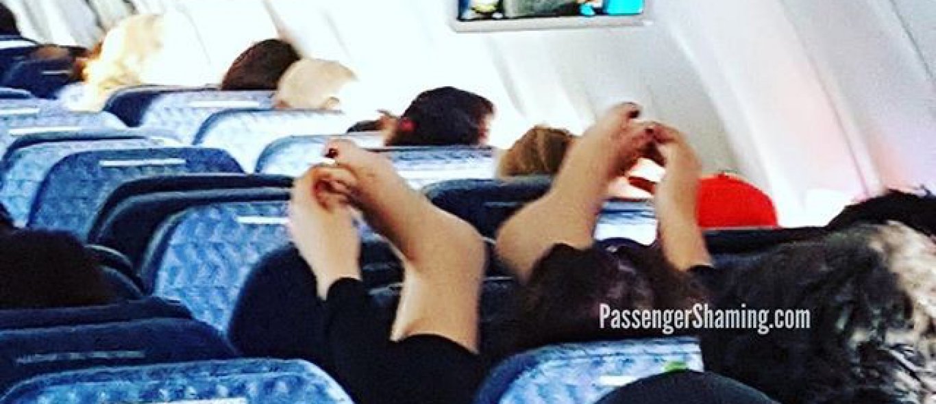 15 bizarre misdragingen van vliegtuigpassagiers image