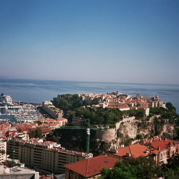'82201' door Monaco