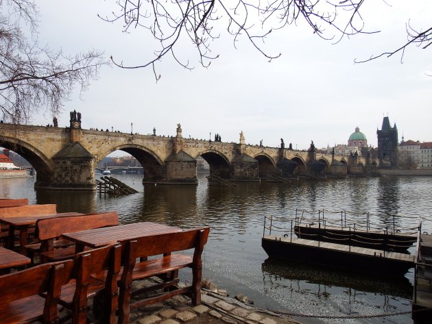 Praag - Tsjechië - uitzicht op de Karelsbrug