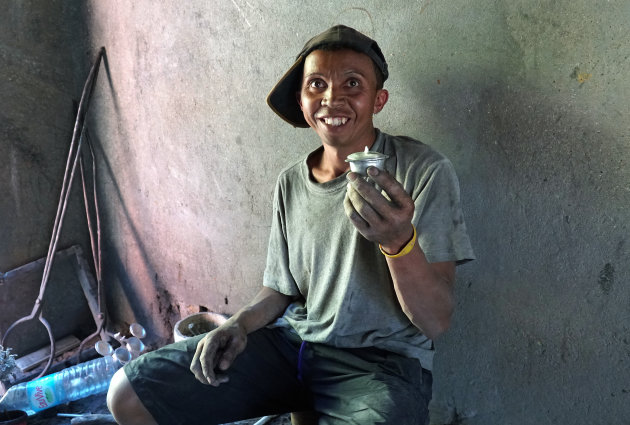 Dagelijks leven in Madagaskar: koop je pannetjes in Ambatolampy