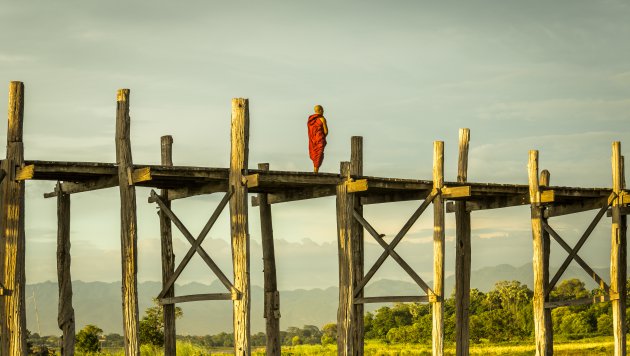 Fotograferen bij de U-Bein brug in Myanmar