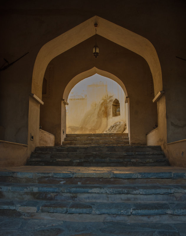 Een doorkijkje naar fort Nakhal