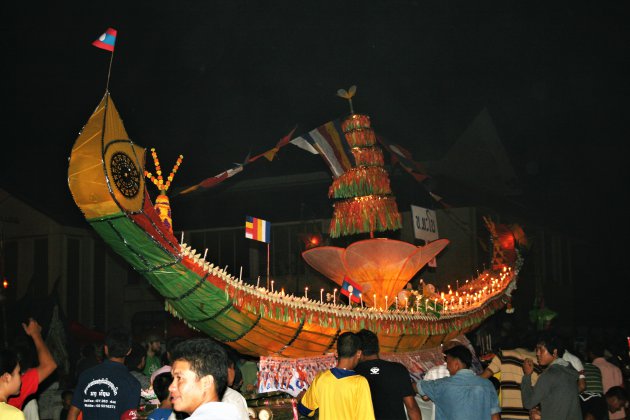 het lichtjes festival in Laos