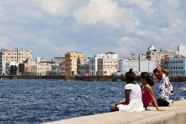 op de malecon in Havanna