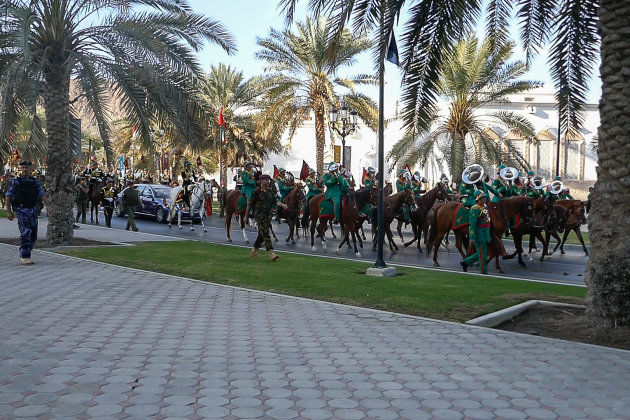 De Royal Cavalerie begeleidt de Sultan van Oman bij ontvangst van President uit bevriend land