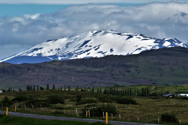 on the road op IJsland
