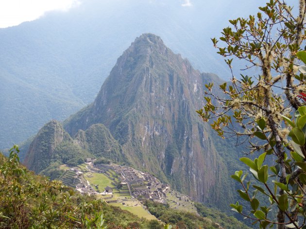 Aguas Calientes - Peru - uitzicht op Machu Picchu