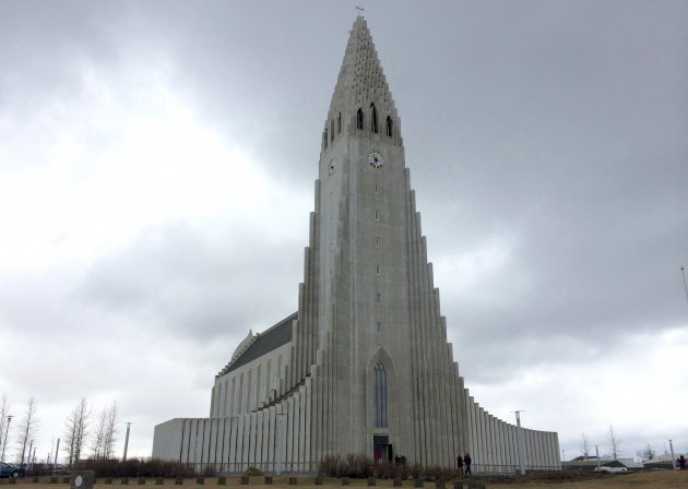 De Hallgrímskirkja in Reykjavik