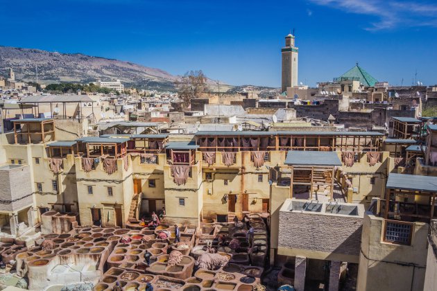 Uitzicht over de leerlooierijen van Fez