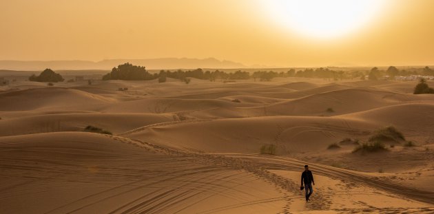 Op blote voeten door de Sahara