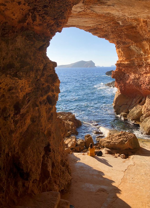 Geheime grot op Ibiza