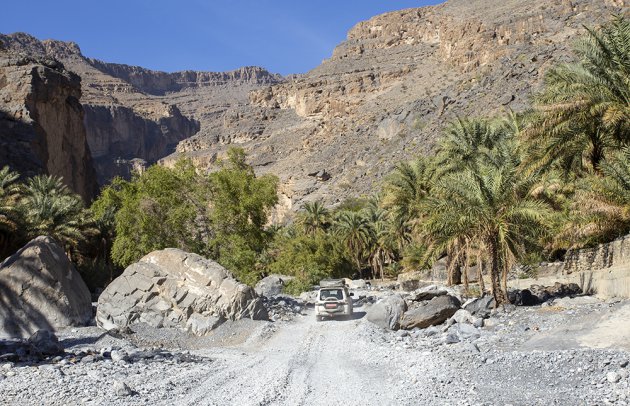 rijden door de Grand Canyon van Oman
