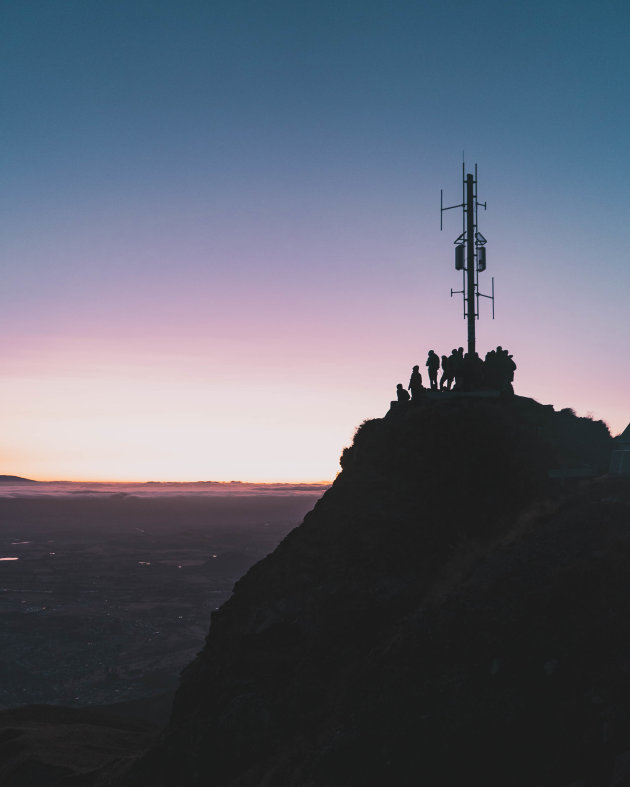 Hiken naar zonsopkomst 1600m hoog op Roys Peak - Nieuw Zeeland