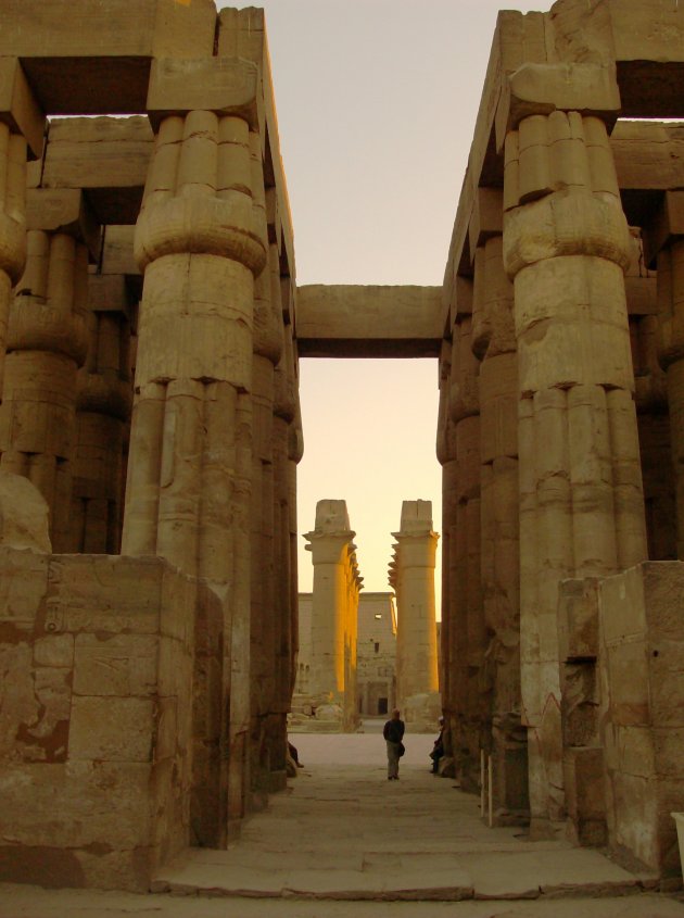 Amenhoteps colonnade