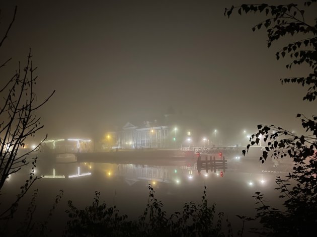 Utrecht by night (en mist)