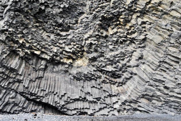 Bizarre basaltzuilen in IJsland
