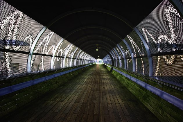 Brug tunnel naar Mediapark