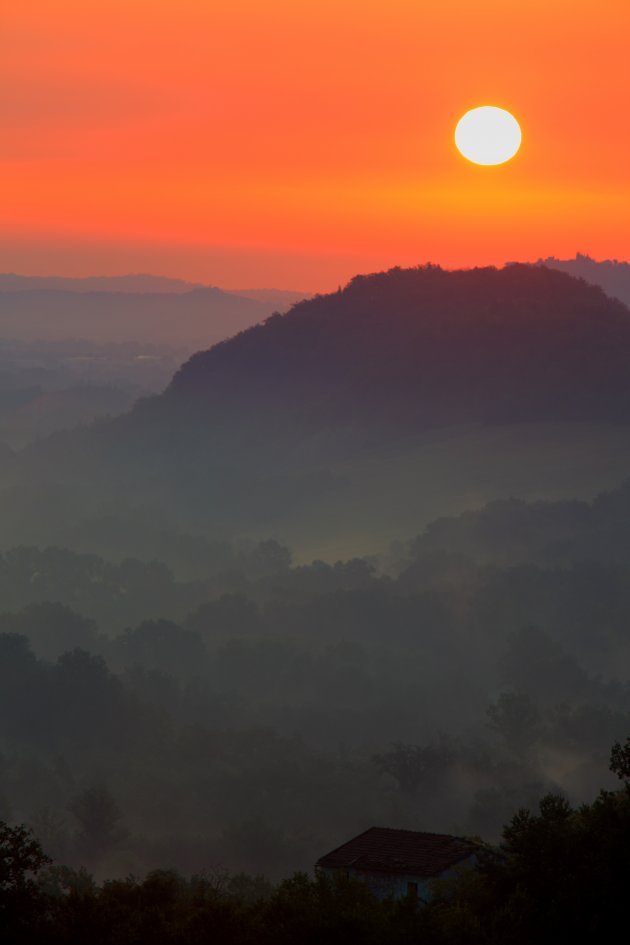 Zonsopgang in Marche, Italië...