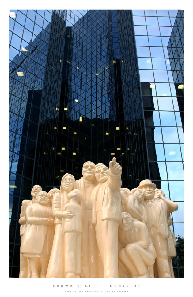 Montreal - Crowd Statue
