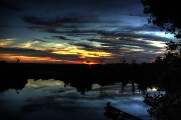 Zonsondergang in de Amazone