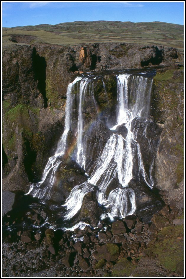 Waterglijbaan - waterval in IJsland